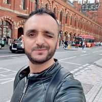 Med Ilyes Hadjou的照片