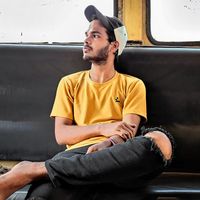 Ritik Vishwakarma的照片