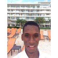 shakeil hayles's Photo