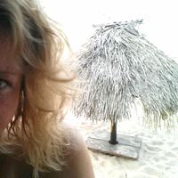 Jenni from the book的照片