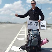 Anton Zaharov的照片