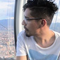 Victor Guillen的照片