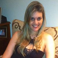 Isabella Melo的照片