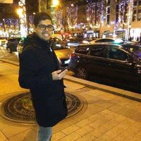 Ishak Azzizi的照片