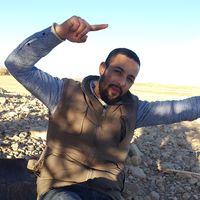 Mustapha Amlal的照片