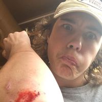 Liam Thompson的照片