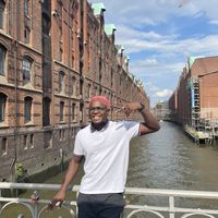 Godslove Lee's Photo