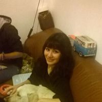 Naomi Lahud的照片