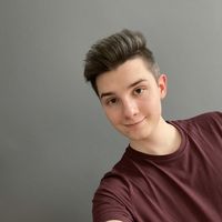 Petr Hlozanek的照片