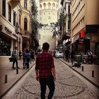 T'olunay T'alı的照片