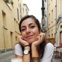 Léna Milan的照片