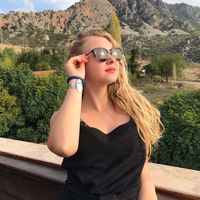 Victoriia Lykhnenko's Photo