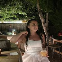 Esra Gördegir's Photo