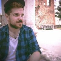 Simone Lopane的照片