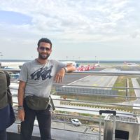 Ahmad Mansour的照片