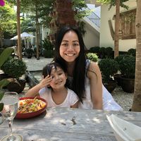 Sarah Lhotka的照片