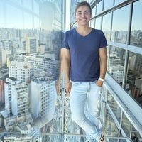 Junior DIAS的照片