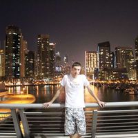 Sergii Kharchenko的照片