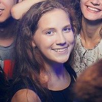 Anna Dolotova的照片