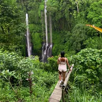 Mita Asriani的照片