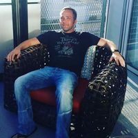 Josh Hughes的照片