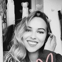 Albina Gubaydullina的照片