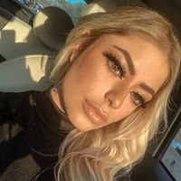 Julia Savite的照片