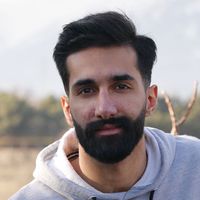 Danial Alebouyeh's Photo