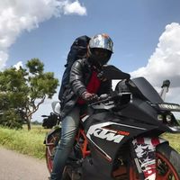 Fotos von Anitha  CB