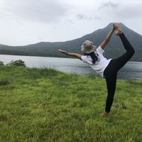 Anissa Megia Sari的照片