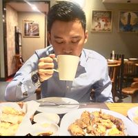 Adi Prasetyo 张天誠's Photo