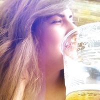 Donika Žánová的照片