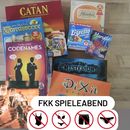 Foto de Naturist board games evening