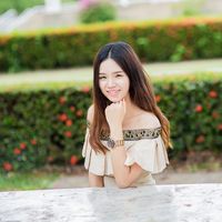 Ploy Somprasong's Photo