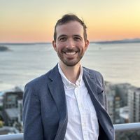 Logan Daniels的照片