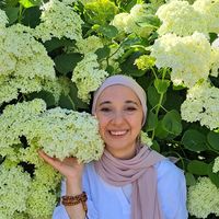 Mona AlHmood's Photo