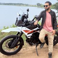 lepaksha b y's Photo