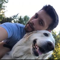 Dmytro Makhmutov的照片