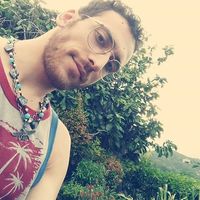 Arsham Varnous's Photo