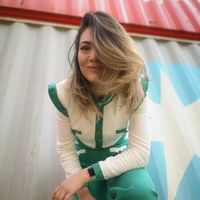 Cemre Yilmaz的照片