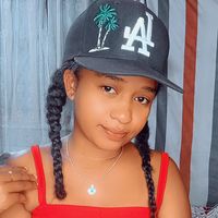 Milane  Lolie's Photo