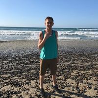 Cameron Korth的照片