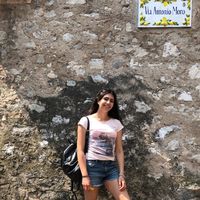 Dilara Demir的照片