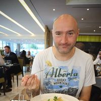 Robert Demo的照片