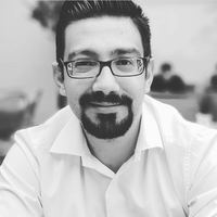 Atıl Erdoğan的照片