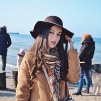 Anna Kvaratskhelia的照片