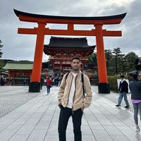 Osman Cikaray的照片