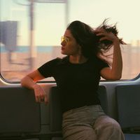 Adriana Martinez的照片