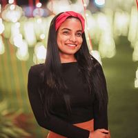 Binari Binari's Photo