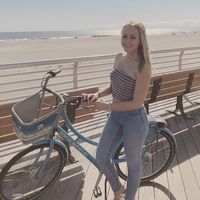 Kathrin Gerhard的照片